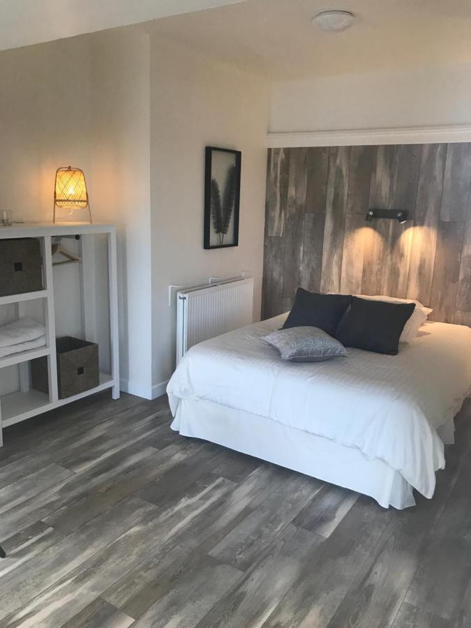 Wildwood Lodge คาร์ลิงฟอร์ด ภายนอก รูปภาพ